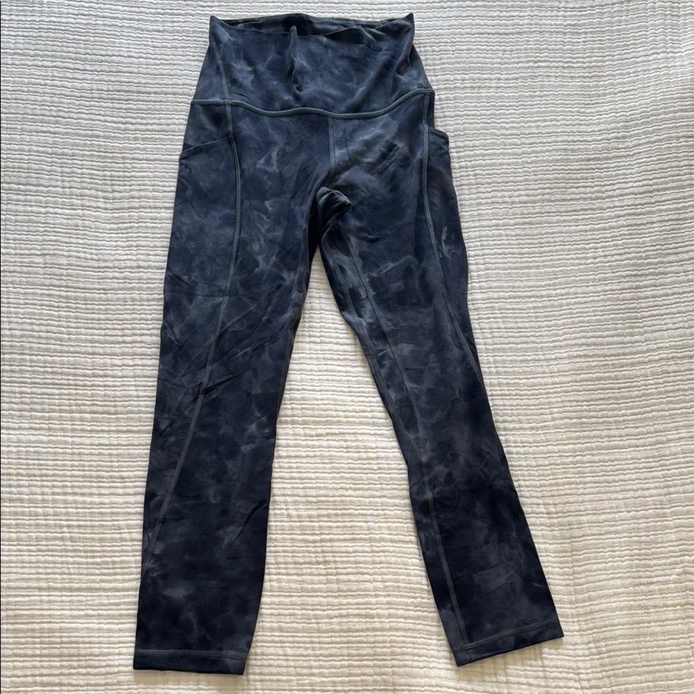 Lululemon cropped leggings